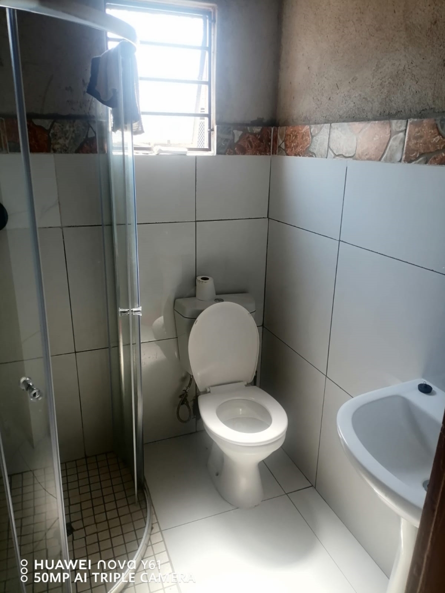 2 Bedroom Property for Sale in Roodepan Northern Cape